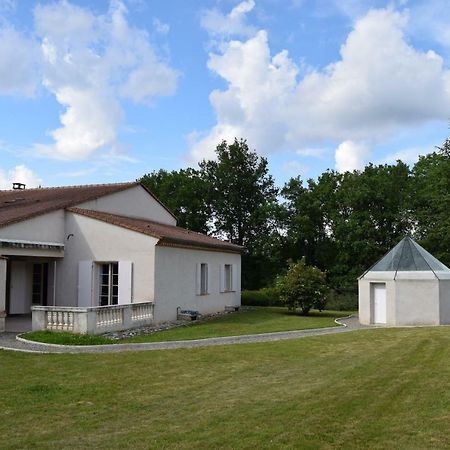 Bed and Breakfast Le Cheminard Feugarolles Zewnętrze zdjęcie